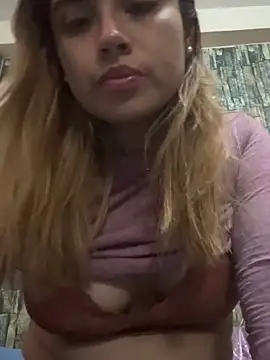 BabyCinnamon1 online show from May 14, 2026, 4:19 am