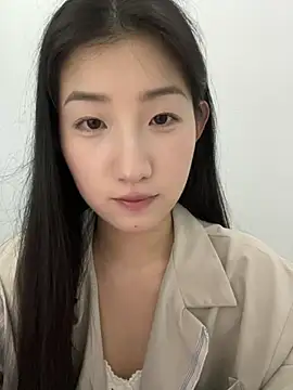 Mina 168 online show from May 13, 2026, 5:49 am