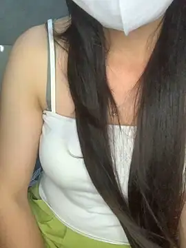 Snapshot of Tamanh_wet chatting on May 22, 2026, 1:39 pm Tamanh wet online show from May 22, 2026, 1:39 pm