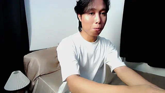 caspian cum online show from June 6, 2026, 8:24 pm
