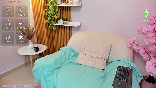alice sweet4u online show from June 23, 2026, 10:13 am