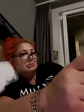 AshleyGinger   online show from June 2, 2026, 9:17 pm