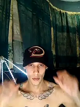 Snapshot of maxwell_crazy1 chatting on May 23, 2026, 2:17 am maxwell crazy1 online show from May 23, 2026, 2:17 am