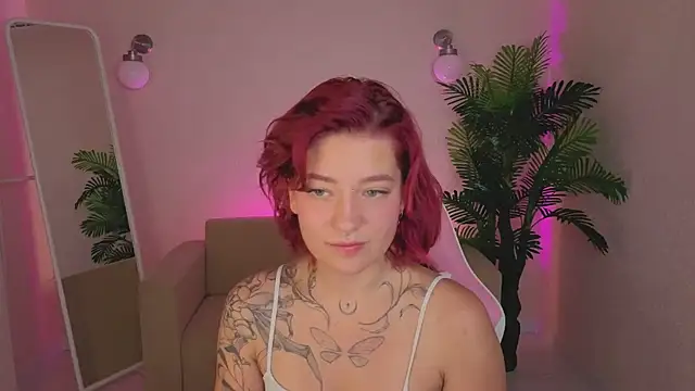 Nikki Gringer online show from July 8, 2026, 1:21 am