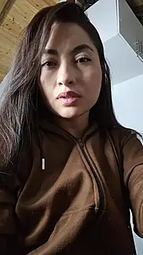Snapshot of Eva_Rousses chatting on June 26, 2026, 1:32 am Eva Rousses online show from June 26, 2026, 1:32 am