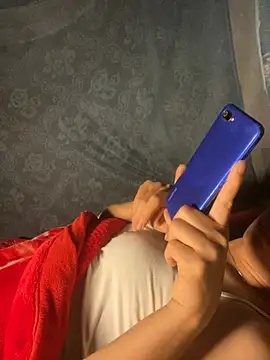 Linda-babyy online show from June 14, 2026, 10:45 pm