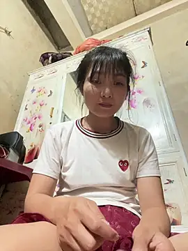 Snapshot of My-cute chatting on May 26, 2026, 2:13 pm My-cute online show from May 26, 2026, 2:13 pm
