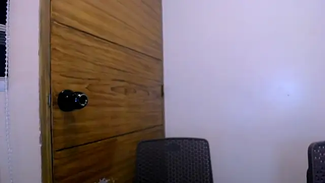 Snapshot of bigcock_francine chatting on June 15, 2026, 2:58 am bigcock francine online show from June 15, 2026, 2:58 am