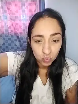 Snapshot of Pamela_sa chatting on May 24, 2026, 5:40 pm Pamela sa online show from May 24, 2026, 5:40 pm