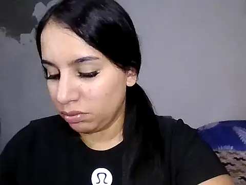 tifanny27 online show from July 23, 2026, 8:18 pm