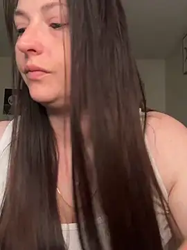 goddesshmh online show from May 21, 2026, 5:14 am