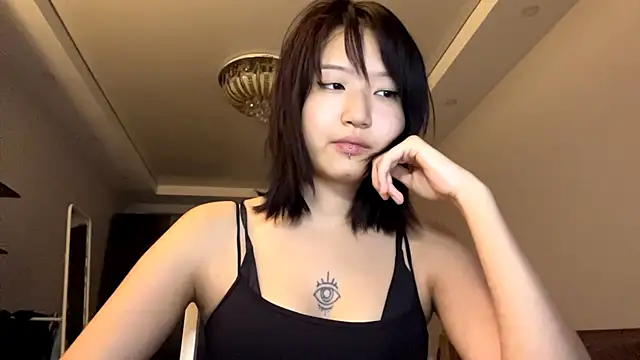 Snapshot of neonami chatting on July 13, 2026, 7:22 am neonami online show from July 13, 2026, 7:22 am