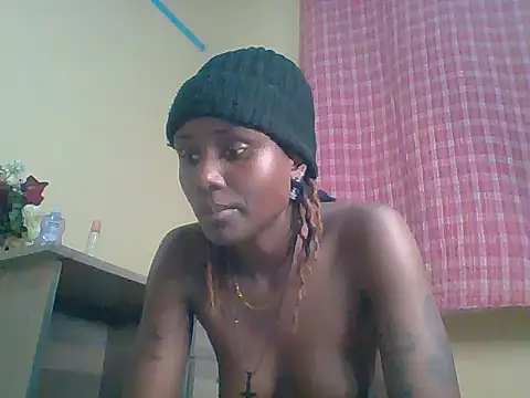 Snapshot of kiki8390 chatting on July 3, 2026, 6:36 pm kiki8390 online show from July 3, 2026, 6:36 pm