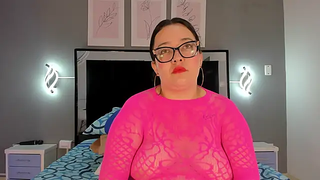Snapshot of zoe_curvyy chatting on June 16, 2026, 12:08 pm zoe curvyy online show from June 16, 2026, 12:08 pm