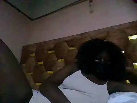 Snapshot of Gbadassexy chatting on May 17, 2026, 12:19 am Gbadassexy online show from May 17, 2026, 12:19 am