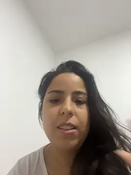Snapshot of onMelan chatting on May 17, 2026, 5:20 pm onMelan online show from May 17, 2026, 5:20 pm