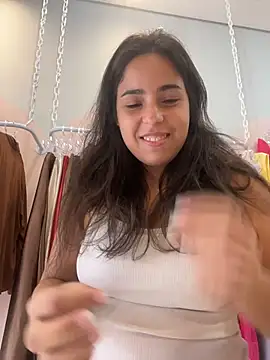 Snapshot of onMelan chatting on June 9, 2026, 2:06 pm onMelan online show from June 9, 2026, 2:06 pm