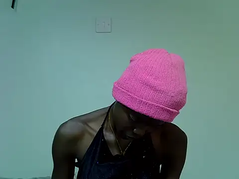 Pretty min online show from June 21, 2026, 8:06 am