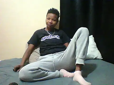 Snapshot of Bambybeauty2 chatting on June 15, 2026, 5:09 am Bambybeauty2 online show from June 15, 2026, 5:09 am