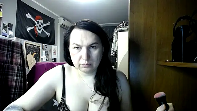 EvaBeautyXxX online show from May 22, 2026, 8:03 pm