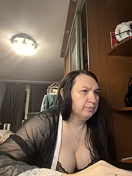 EvaBeautyXxX online show from May 26, 2026, 10:17 pm