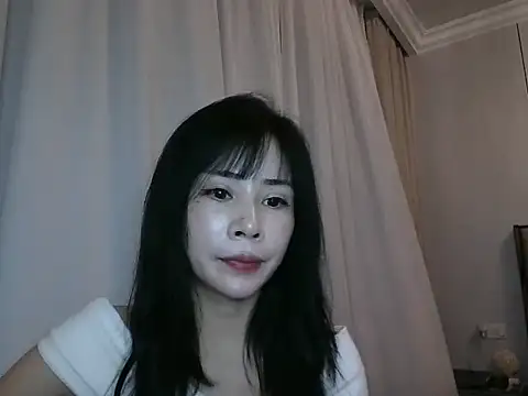Snapshot of Yuyu-love chatting on May 16, 2026, 12:15 pm Yuyu-love online show from May 16, 2026, 12:15 pm