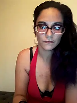 Snapshot of MamaBee88 chatting on June 26, 2026, 12:31 pm MamaBee88 online show from June 26, 2026, 12:31 pm
