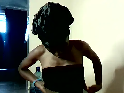 Snapshot of hornygirlzy chatting on May 19, 2026, 10:10 am hornygirlzy online show from May 19, 2026, 10:10 am