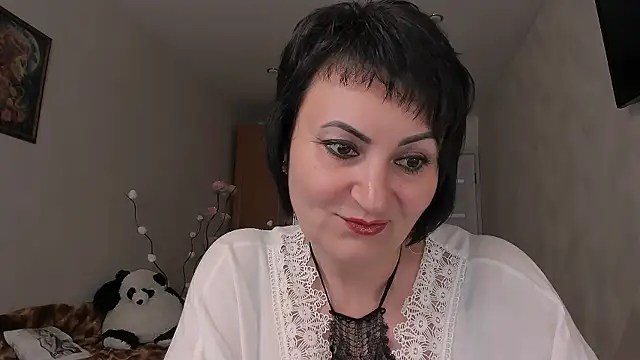 Helen Beller online show from June 26, 2026, 2:10 pm