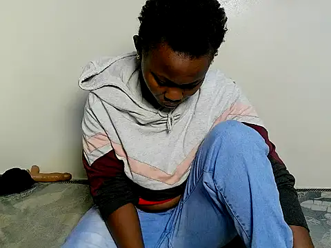 Snapshot of phat_coochie chatting on May 31, 2026, 8:32 pm phat coochie online show from May 31, 2026, 8:32 pm