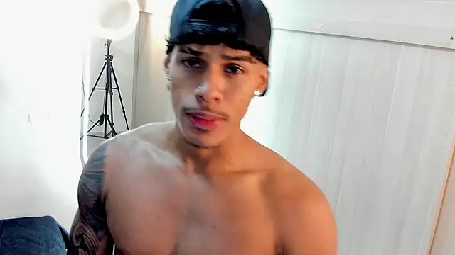 Snapshot of Joao_da_silva19 chatting on June 14, 2026, 3:14 pm Joao da silva19 online show from June 14, 2026, 3:14 pm