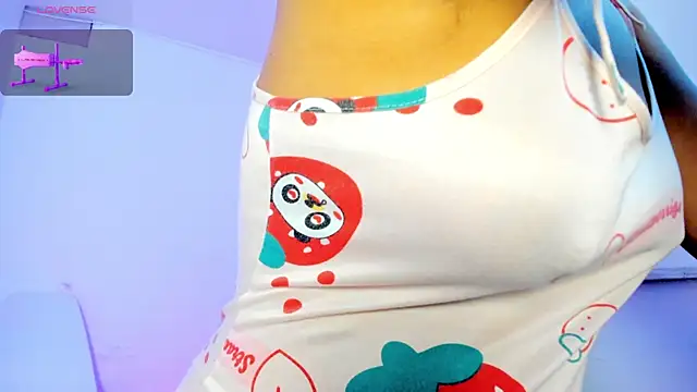 Snapshot of milkqueenboobs chatting on June 25, 2026, 5:17 pm milkqueenboobs online show from June 25, 2026, 5:17 pm