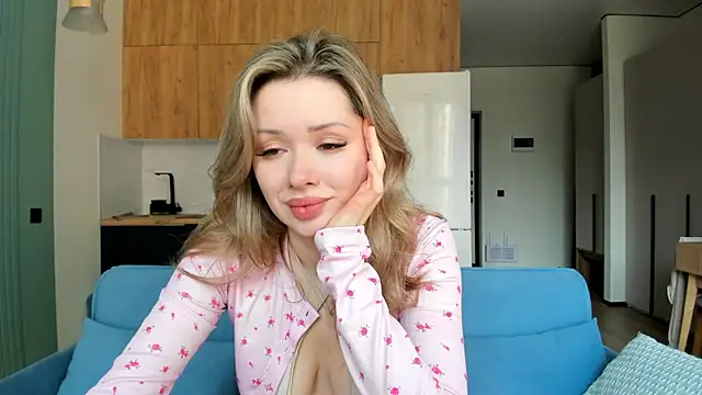 CassieArmas online show from May 19, 2026, 6:20 am
