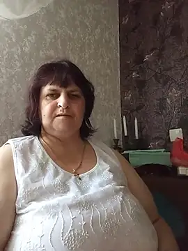Snapshot of LisichkaOksana chatting on June 5, 2026, 8:31 am LisichkaOksana online show from June 5, 2026, 8:31 am