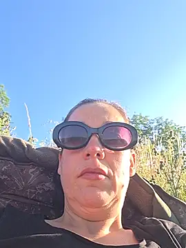 adelinegirly online show from July 12, 2026, 5:42 am