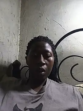 Snapshot of azina2 chatting on June 9, 2026, 6:30 pm azina2 online show from June 9, 2026, 6:30 pm