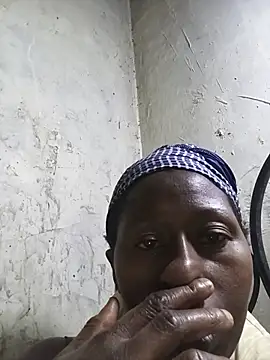 Snapshot of azina2 chatting on June 19, 2026, 8:45 pm azina2 online show from June 19, 2026, 8:45 pm
