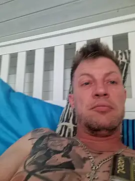 Snapshot of swissguy007 chatting on May 25, 2026, 3:07 pm swissguy007 online show from May 25, 2026, 3:07 pm