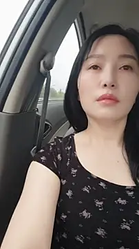 lylxili online show from June 18, 2026, 12:44 am