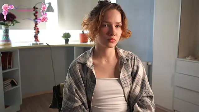 Snapshot of TatianaCichocki chatting on June 23, 2026, 2:48 pm TatianaCichocki online show from June 23, 2026, 2:48 pm