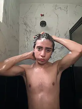 Snapshot of Alesexito chatting on July 27, 2026, 9:22 pm Alesexito online show from July 27, 2026, 9:22 pm