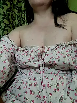 MiaRox online show from May 20, 2026, 7:47 am