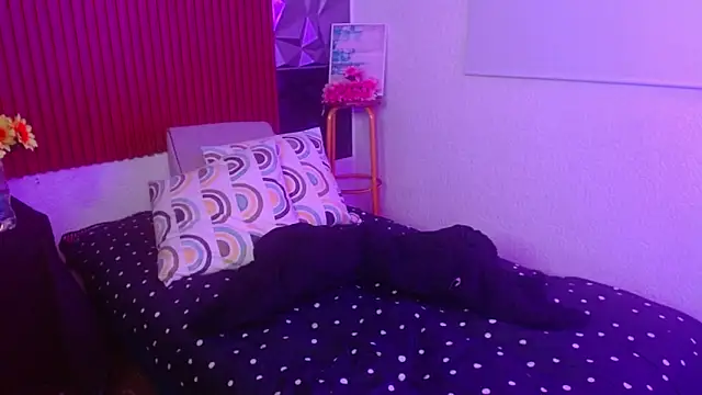 Stefany1 loves online show from May 24, 2026, 12:26 am
