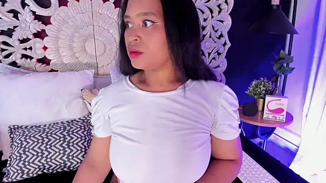 Bianca DVarela online show from July 3, 2026, 8:04 pm
