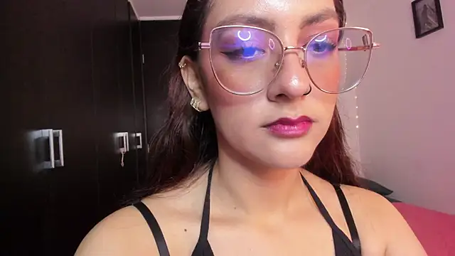 Lucy Doll85 online show from June 9, 2026, 9:48 pm
