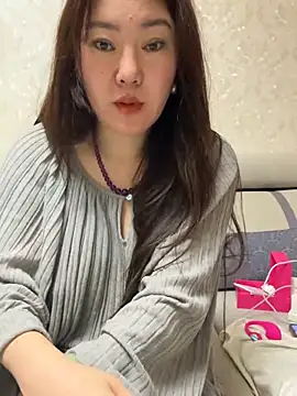 yaobaobao666 online show from June 1, 2026, 5:14 pm