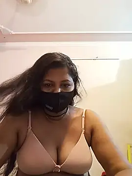 Snapshot of Miss_kirtii chatting on May 20, 2026, 4:51 am Miss kirtii online show from May 20, 2026, 4:51 am