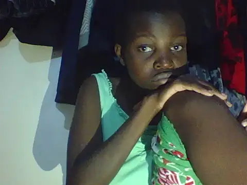 sexxylolah online show from May 27, 2026, 4:59 pm