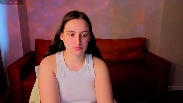 Elizabet Colllins online show from June 26, 2026, 1:10 am