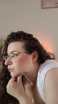 Elissa Floyd   online show from July 8, 2026, 10:09 am